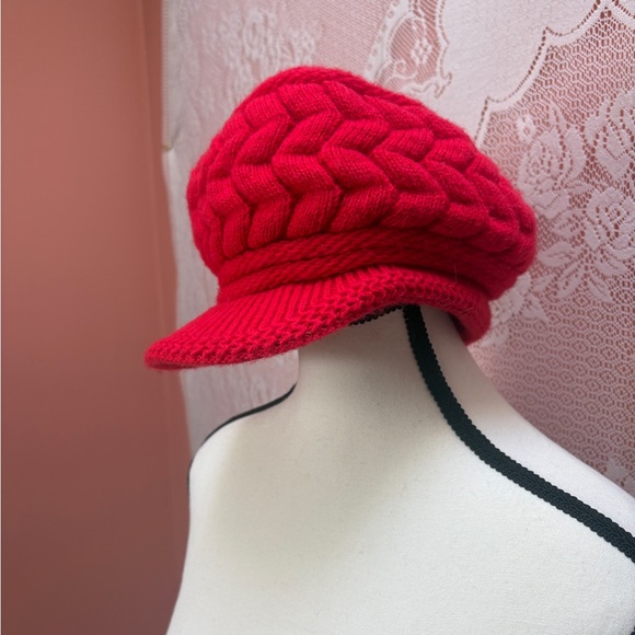 Red Knit Newsboy Cap - Picture 3 of 9